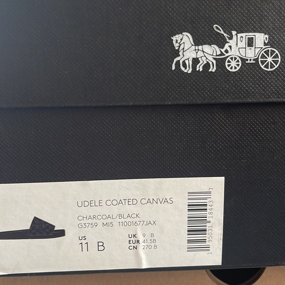 NWT woman’s coach slip on slides 💕💕💕 - Picture 6 of 6